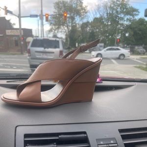 Nice Nee and comfortable shoes